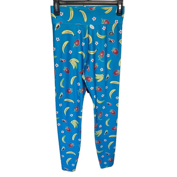 Nike Fruit Print Leggings Size‎ Small Strawberry Banana Whimsy - Picture 1 of 4